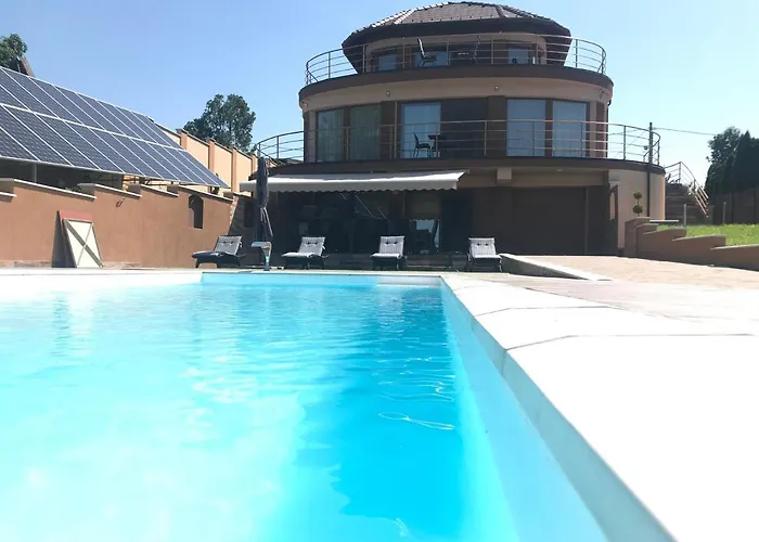 Royal Villa *